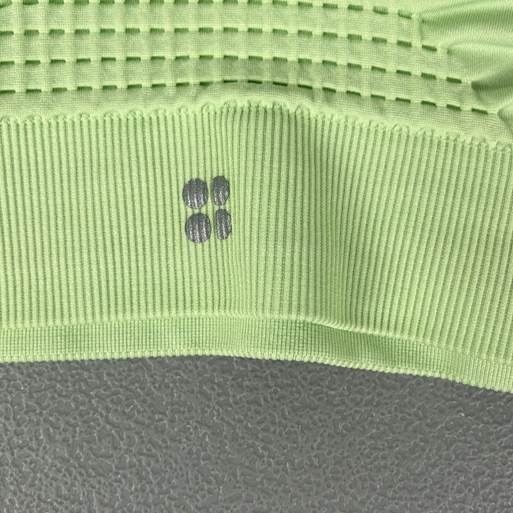 Sweaty Betty Stamina Workout Bra. Utopia Green. Size 4-6. - Picture 6 of 8